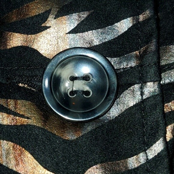 Erin London Metallic Animal Print Jacket with Flocked Accents L - Picture 5 of 9